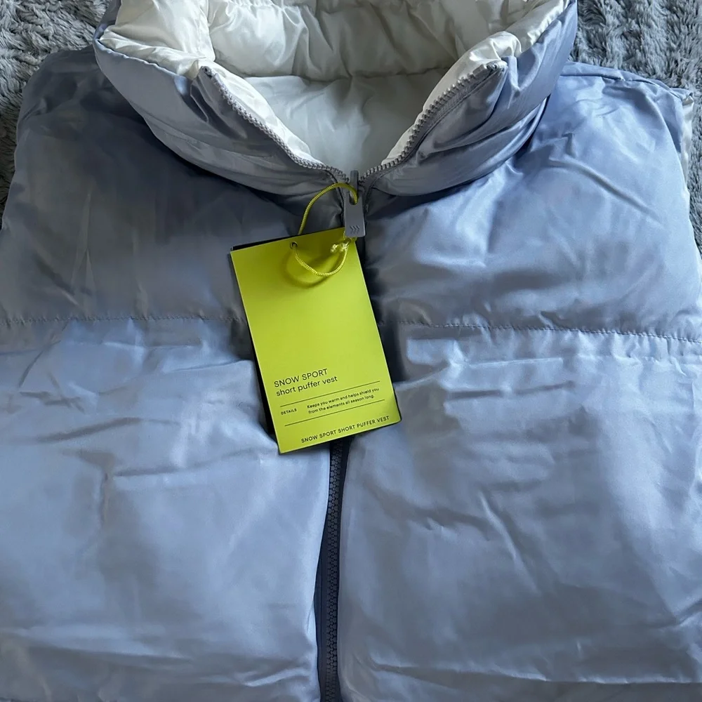 All in Motion Women's Reversible Snowsport Puffer Vest, NWT Sise 4X - Picture 9 of 9